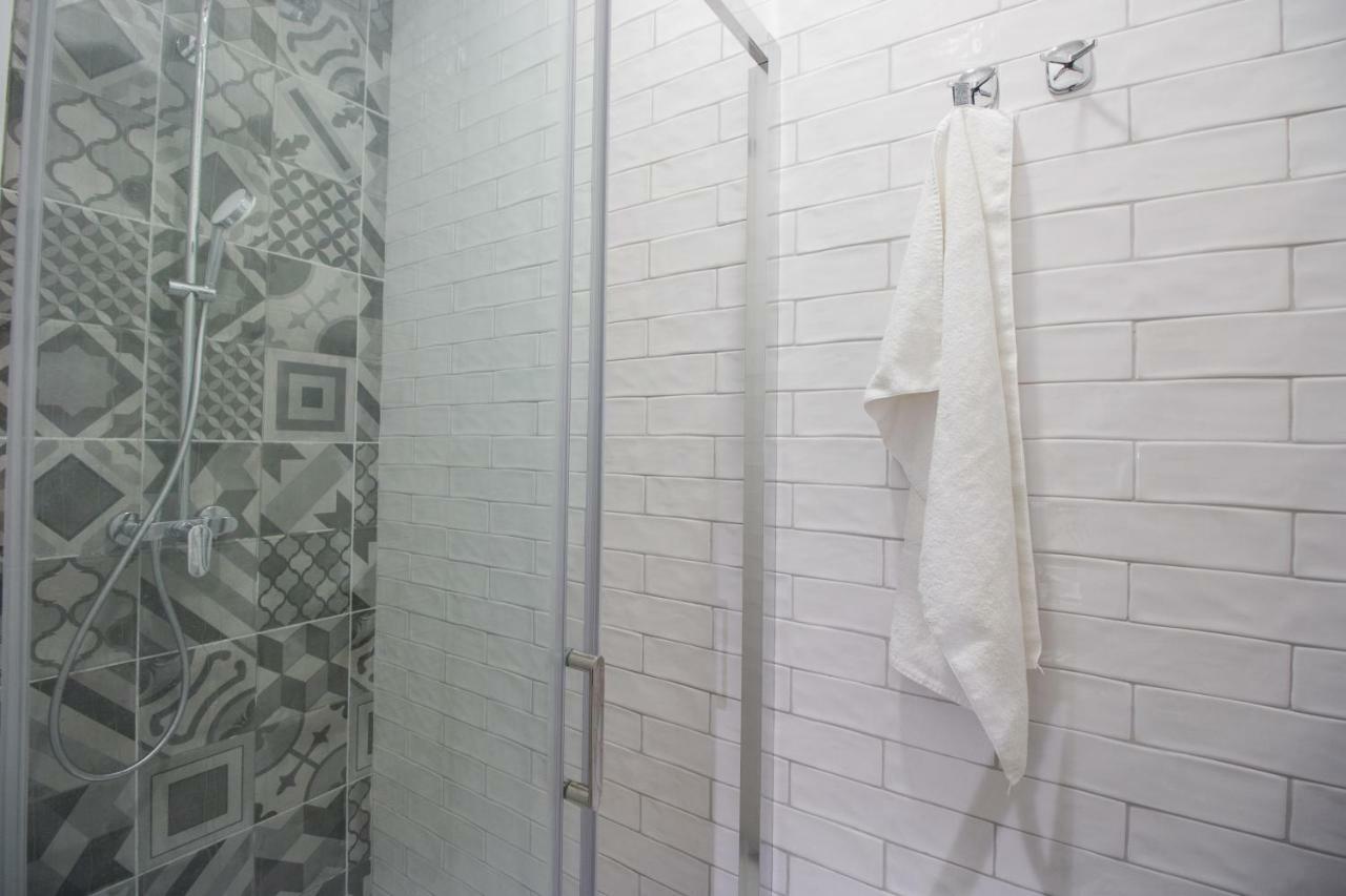 Dandelion Hostel ซาดาร์ ภายนอก รูปภาพ