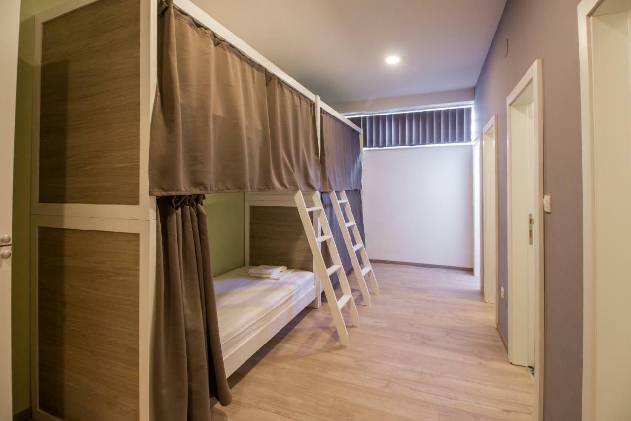 Dandelion Hostel ซาดาร์ ภายนอก รูปภาพ