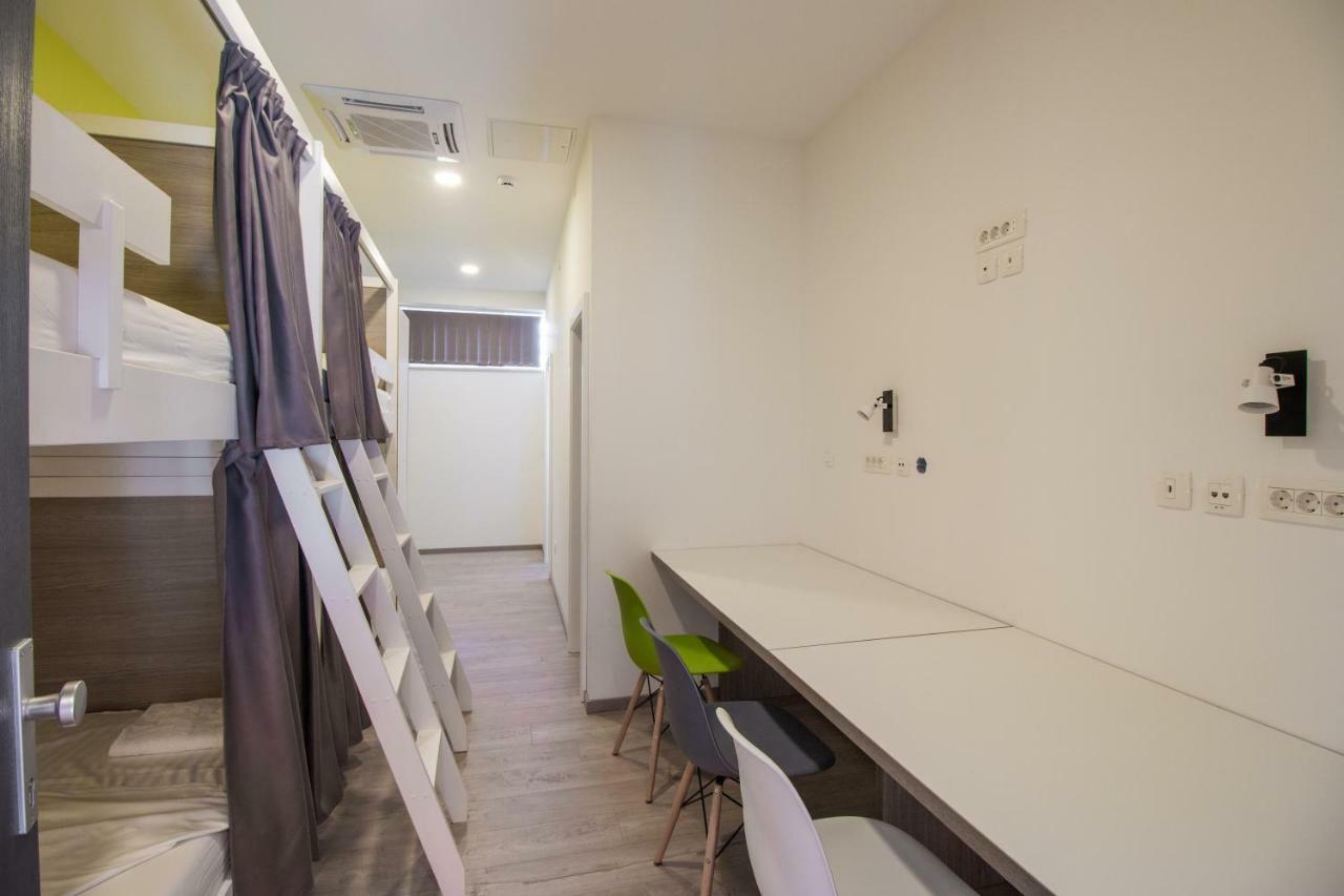 Dandelion Hostel ซาดาร์ ภายนอก รูปภาพ