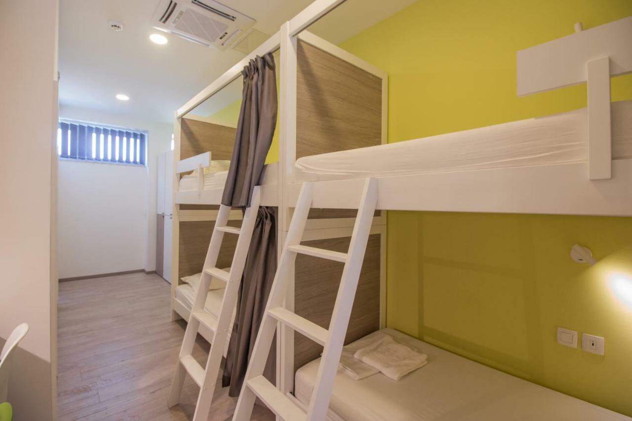 Dandelion Hostel ซาดาร์ ภายนอก รูปภาพ
